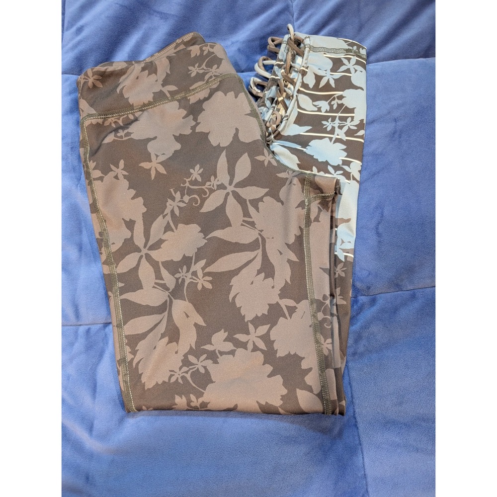 Pure + Good Leggings Womens Small Olive Green Floral Lace-Up Ankle Activewear